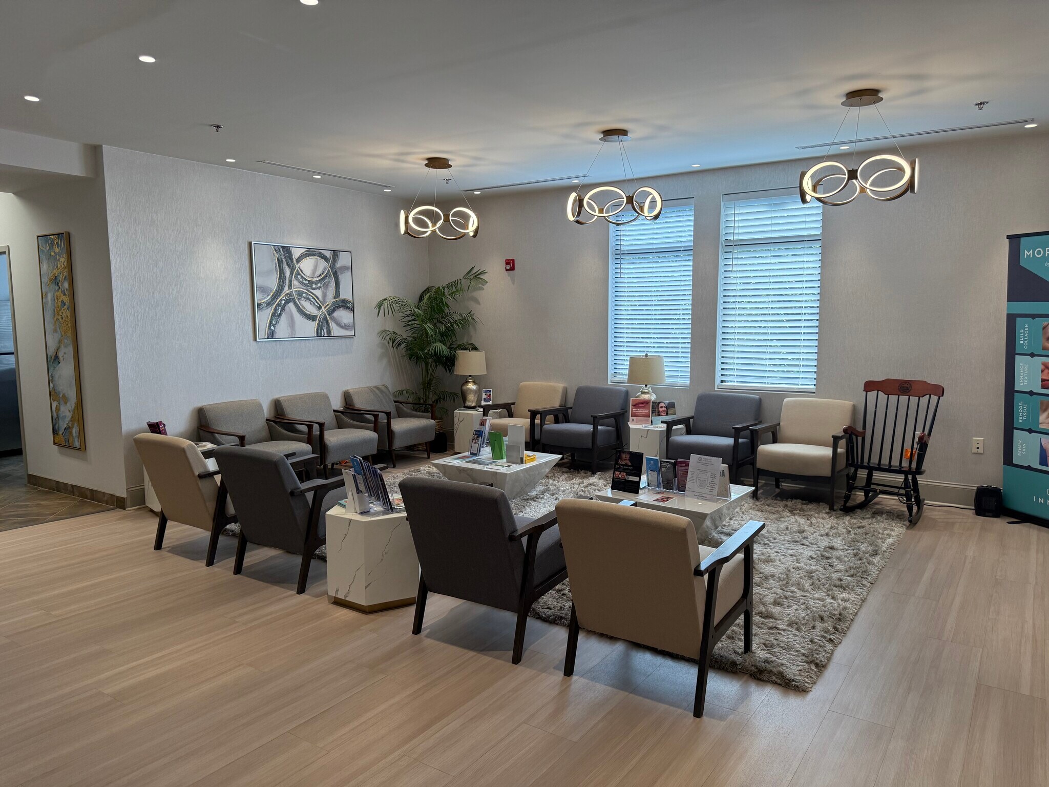 10475 Medlock Bridge Rd, Johns Creek, GA for lease Lobby- Image 1 of 8