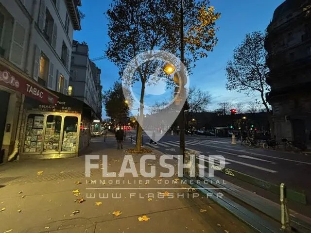 Location Commerce 60 m² - Photo 1