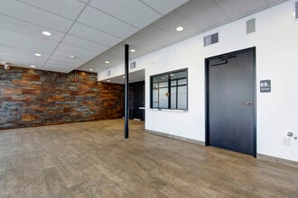 1800-1950 S Glenstone Ave, Springfield, MO for lease Interior Photo- Image 2 of 24