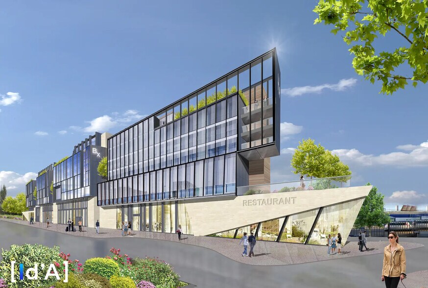 Retail in Melun for lease - Building Photo - Image 2 of 4