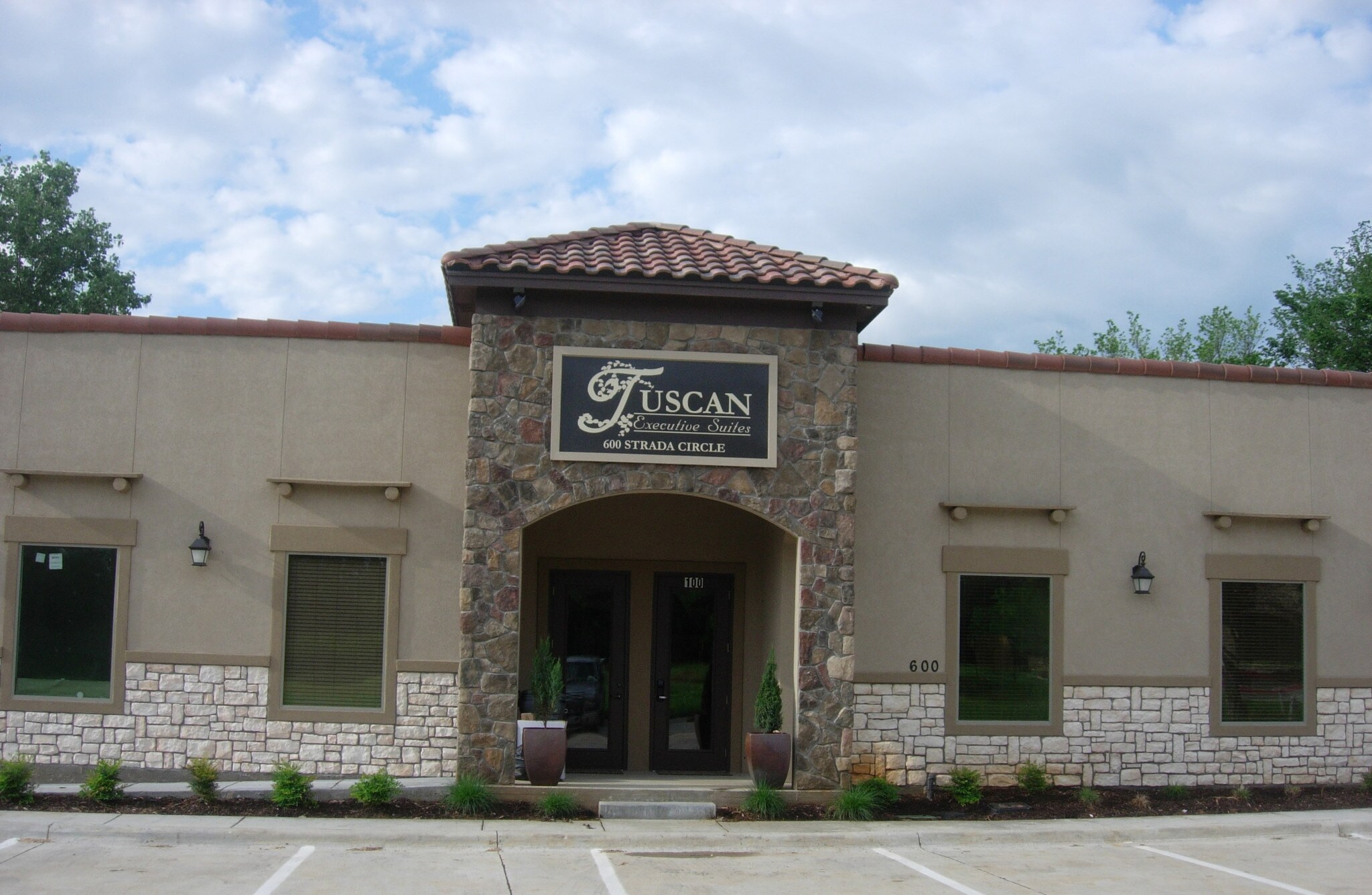 600 Strada Cir, Mansfield, TX for sale Building Photo- Image 1 of 1