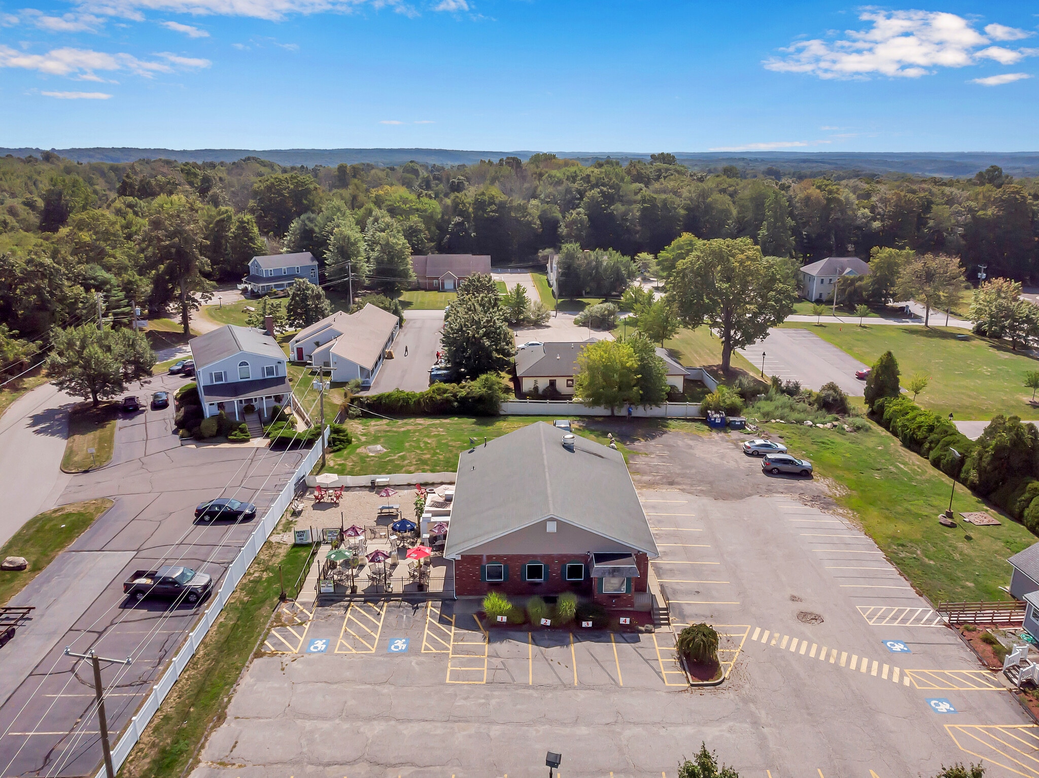 5054 Main St, Hebron, CT 06248 FennAgains