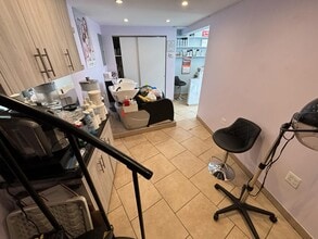 45-19 34th ave, Long Island City, NY for lease Interior Photo- Image 1 of 7