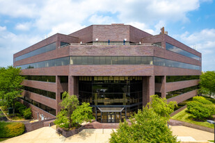 Glenview Corporate Center - Commercial Real Estate