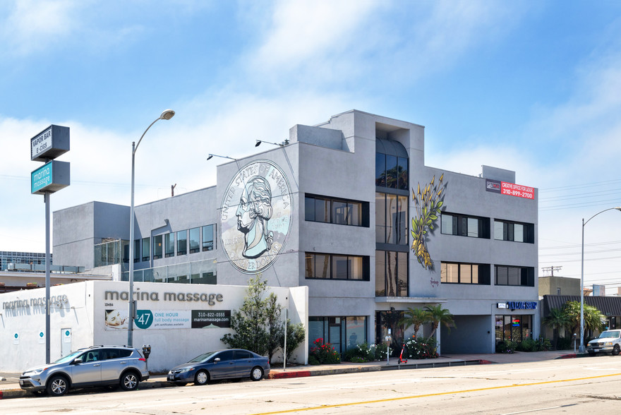 13470 Washington Blvd, Marina Del Rey, CA for lease - Building Photo - Image 1 of 29