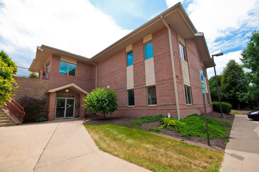 2038 Sandy Dr, State College, PA for sale - Building Photo - Image 1 of 1