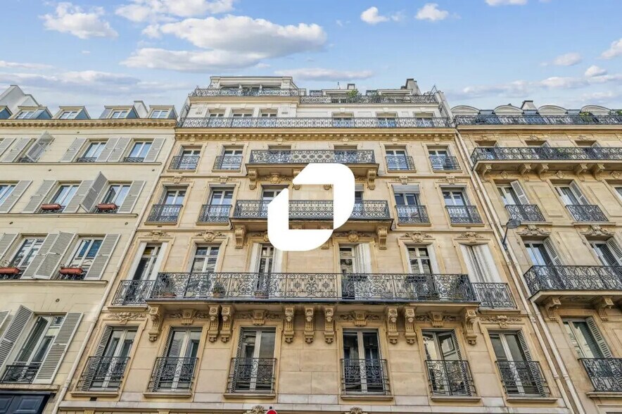 7 Rue D'Artois, Paris for lease - Building Photo - Image 1 of 15