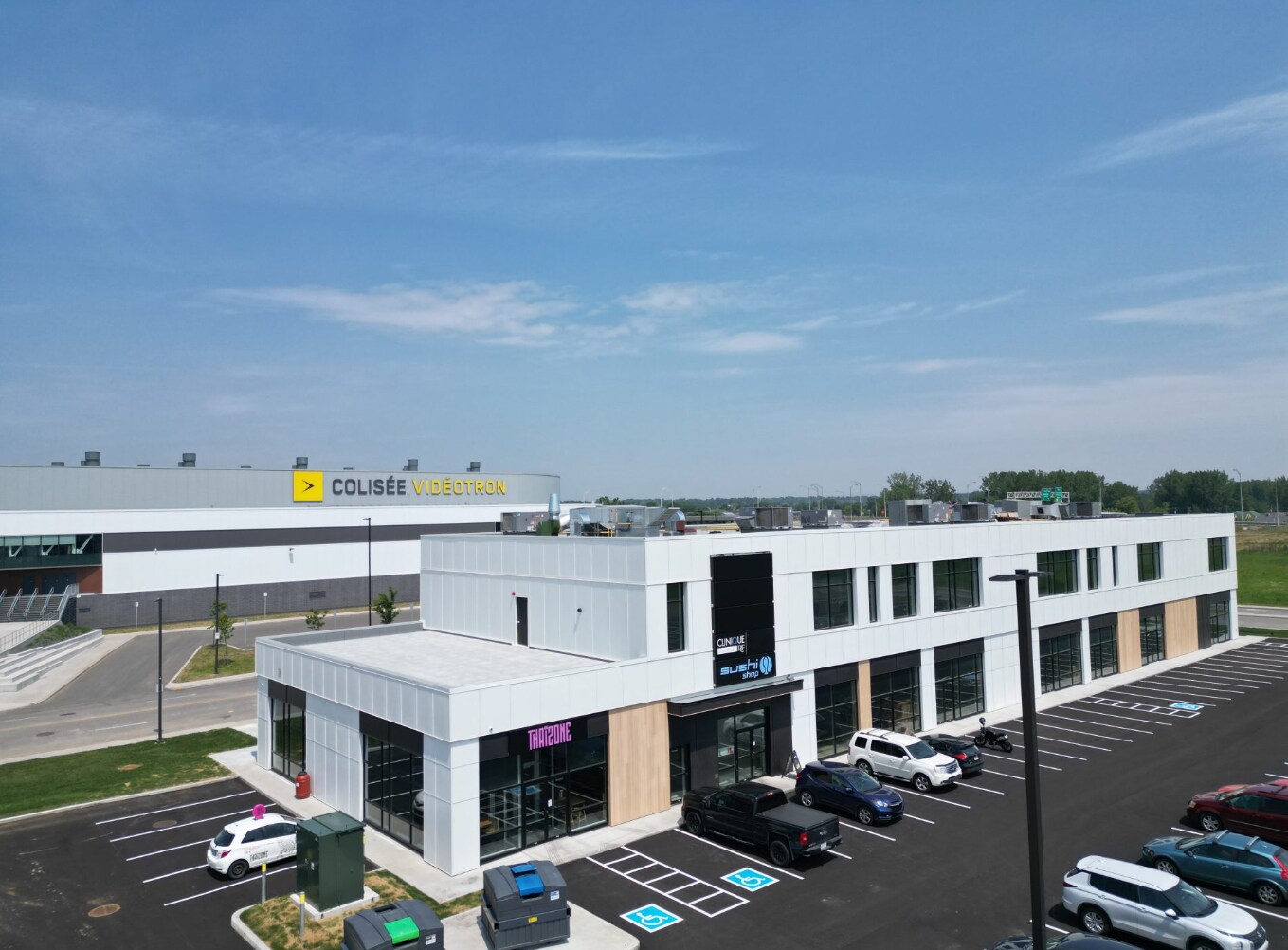 2605 St Des Vitrines, Trois-Rivières, QC for lease Primary Photo- Image 1 of 3