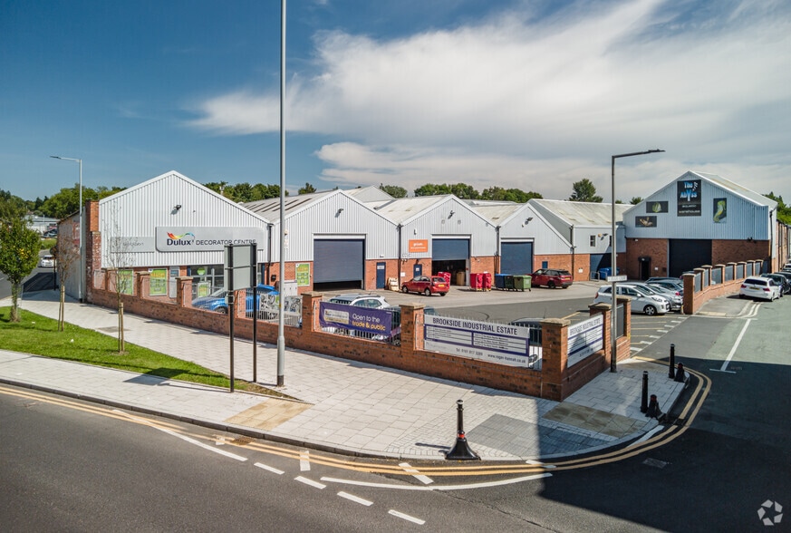 Waterloo Rd, Stockport for lease - Building Photo - Image 3 of 7