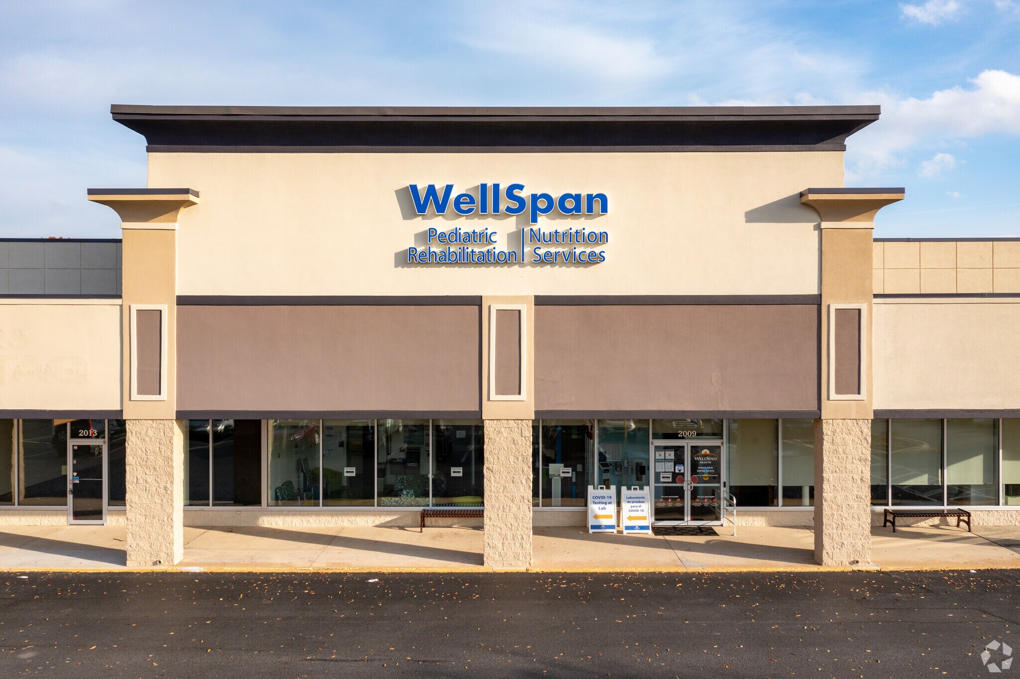 2081 Springwood Rd, York, PA 17403 Queensgate Shopping Center