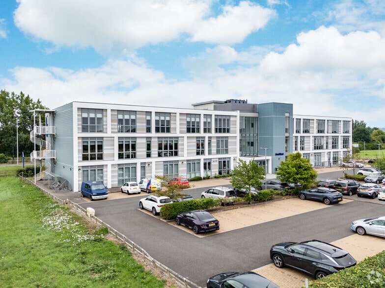 Somerset Ave, Weston Super Mare for lease - Building Photo - Image 2 of 6