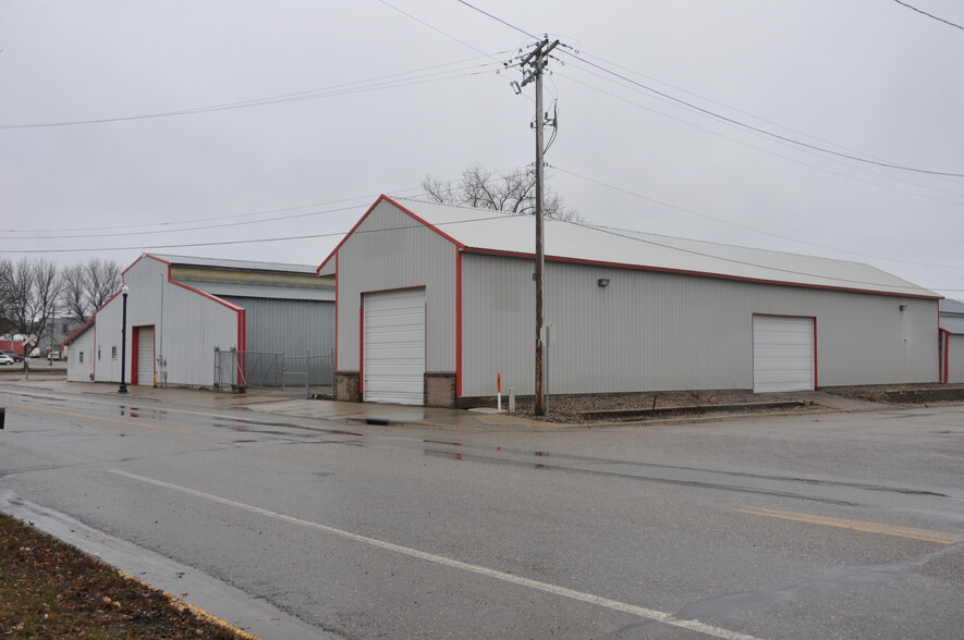 170 Broadway Ave S, Cokato, MN for sale - Building Photo - Image 1 of 20