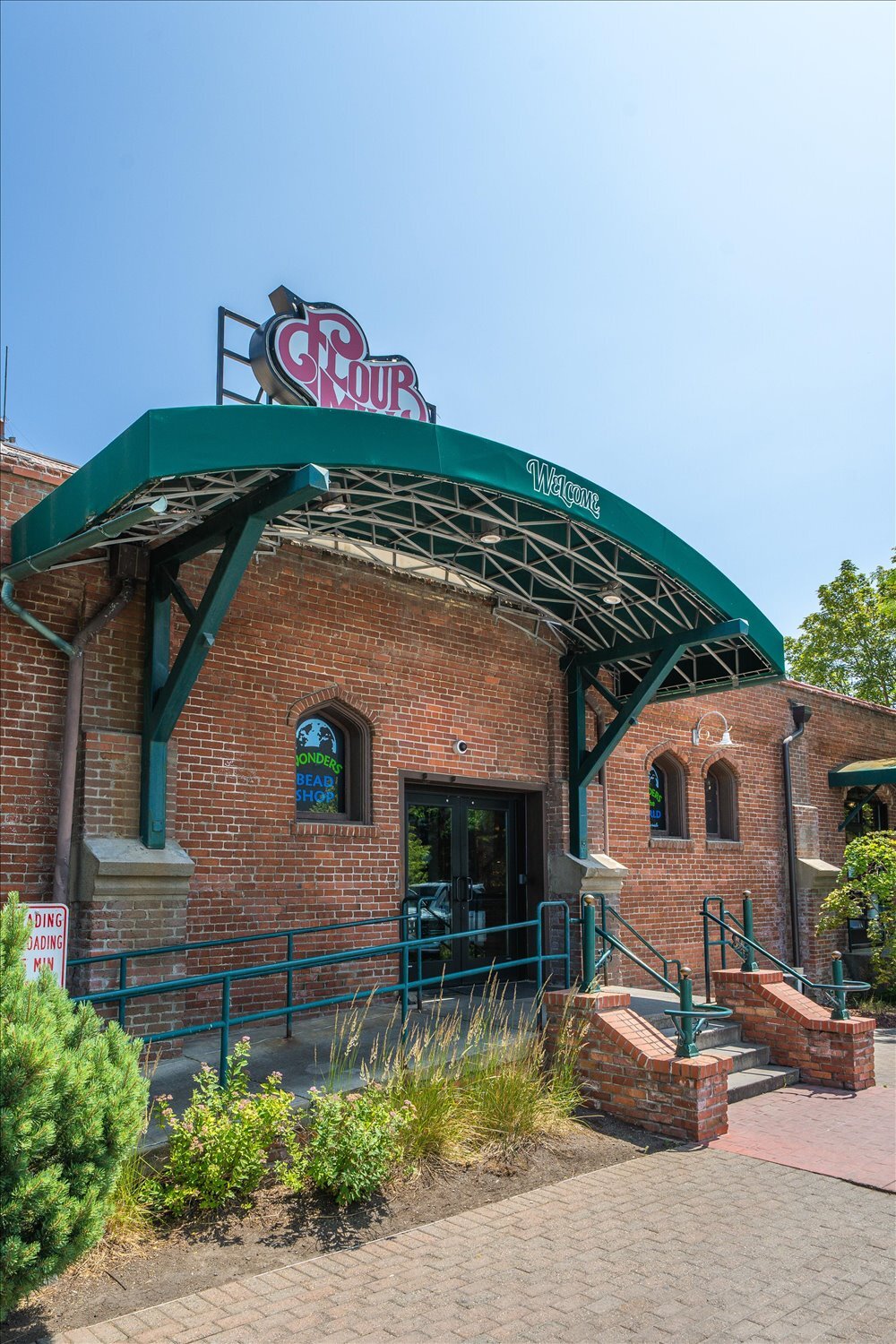 621 W Mallon Ave, Spokane, WA for lease Building Photo- Image 1 of 14