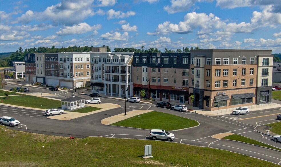 30 Main St, Londonderry, NH for lease - Building Photo - Image 1 of 1