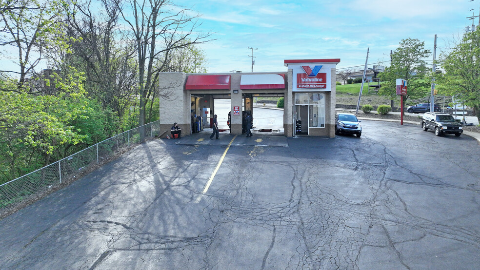 11690 Frankstown Rd, Pittsburgh, PA for sale - Building Photo - Image 2 of 4