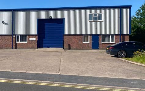 Huntingdon Way, Swadlincote for sale - Primary Photo - Image 1 of 1