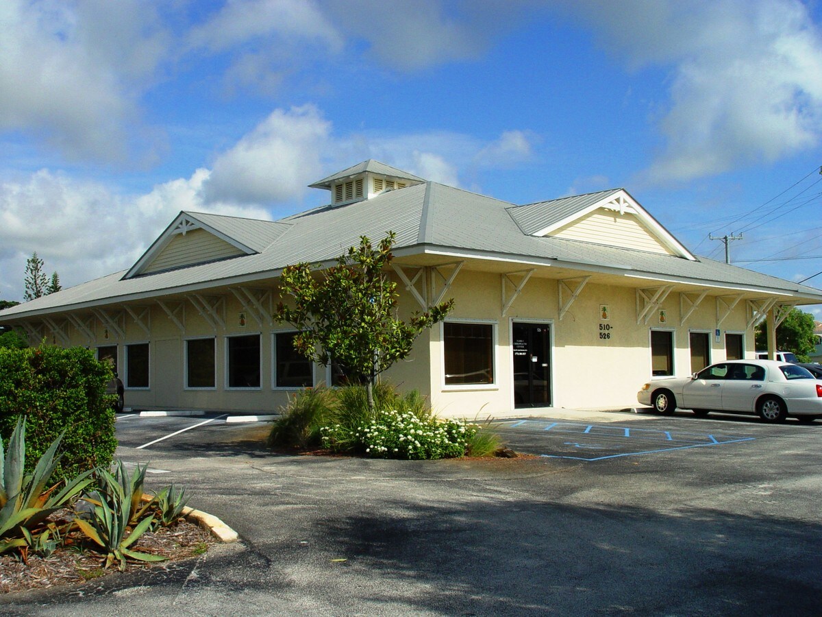 510526 SE Dixie Hwy, Stuart, FL 34994