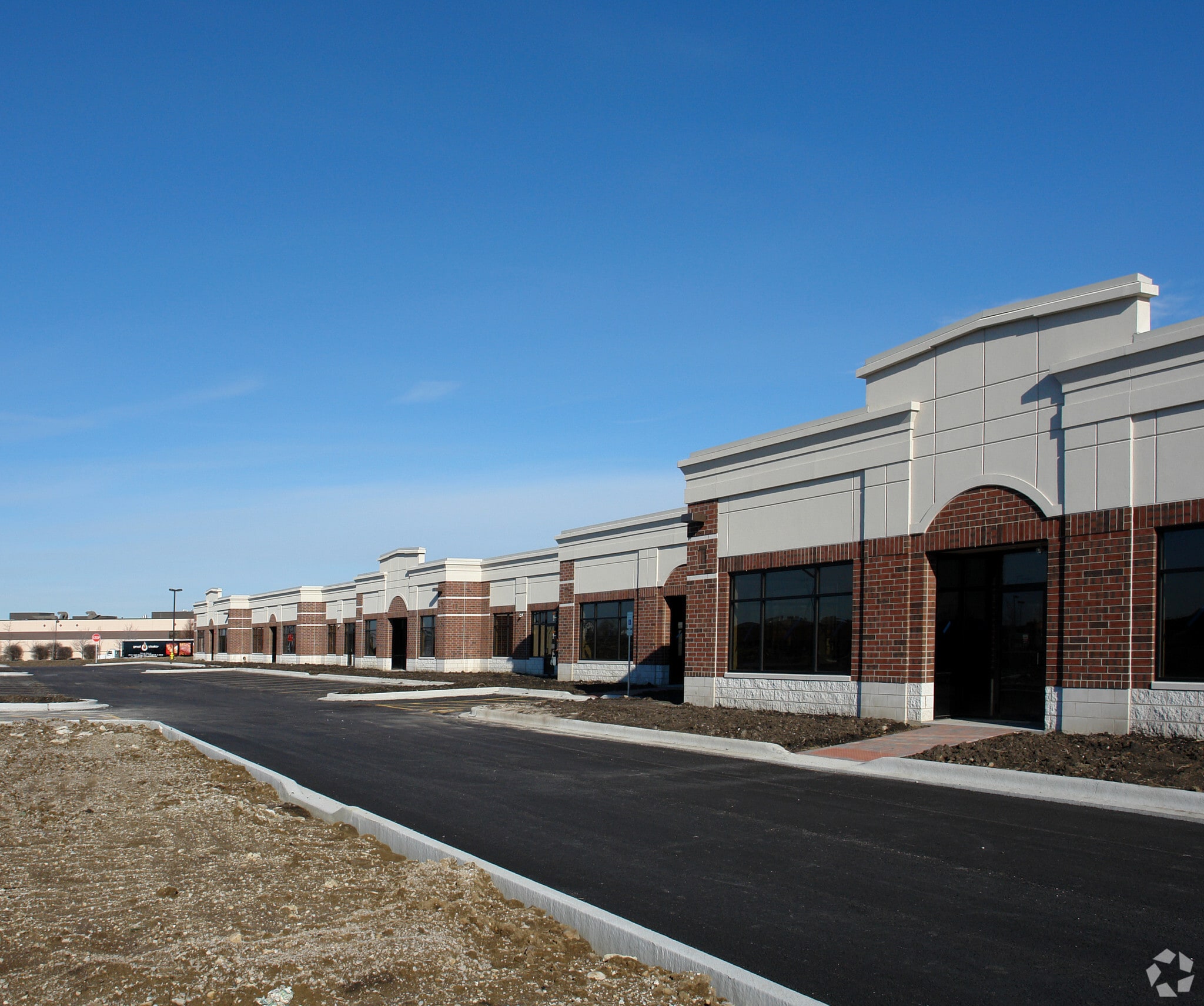 215 Remington Blvd, Bolingbrook, IL for lease Primary Photo- Image 1 of 3