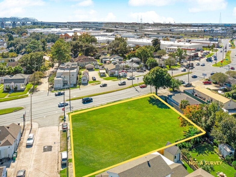 4701 Jefferson Hwy, New Orleans, LA for sale - Building Photo - Image 1 of 11