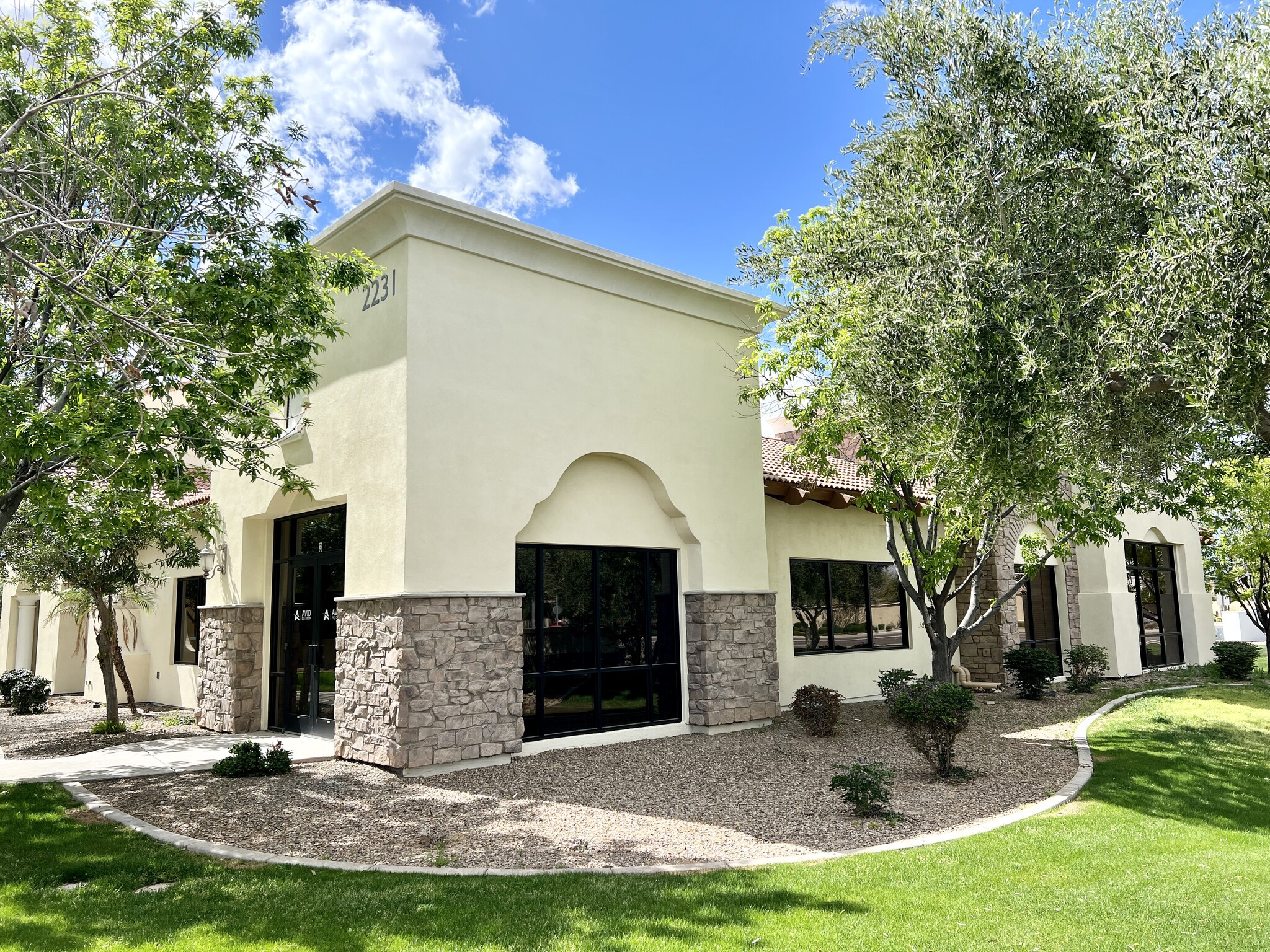 2231 E Pecos Rd, Chandler, AZ for lease Building Photo- Image 1 of 11