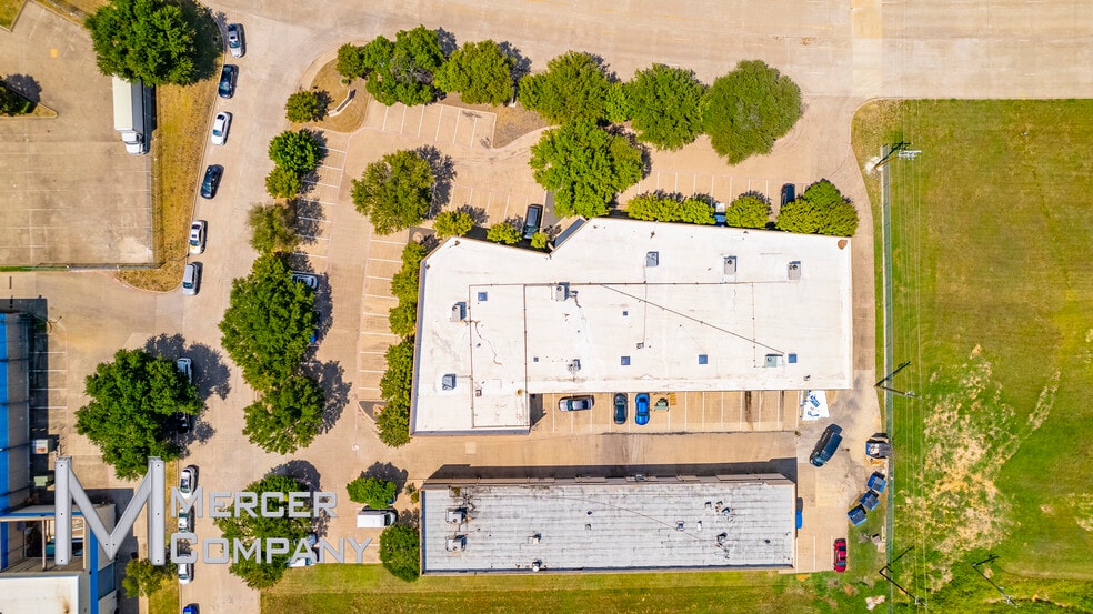 400 Centre Park Blvd, DeSoto, TX for sale - Aerial - Image 3 of 13