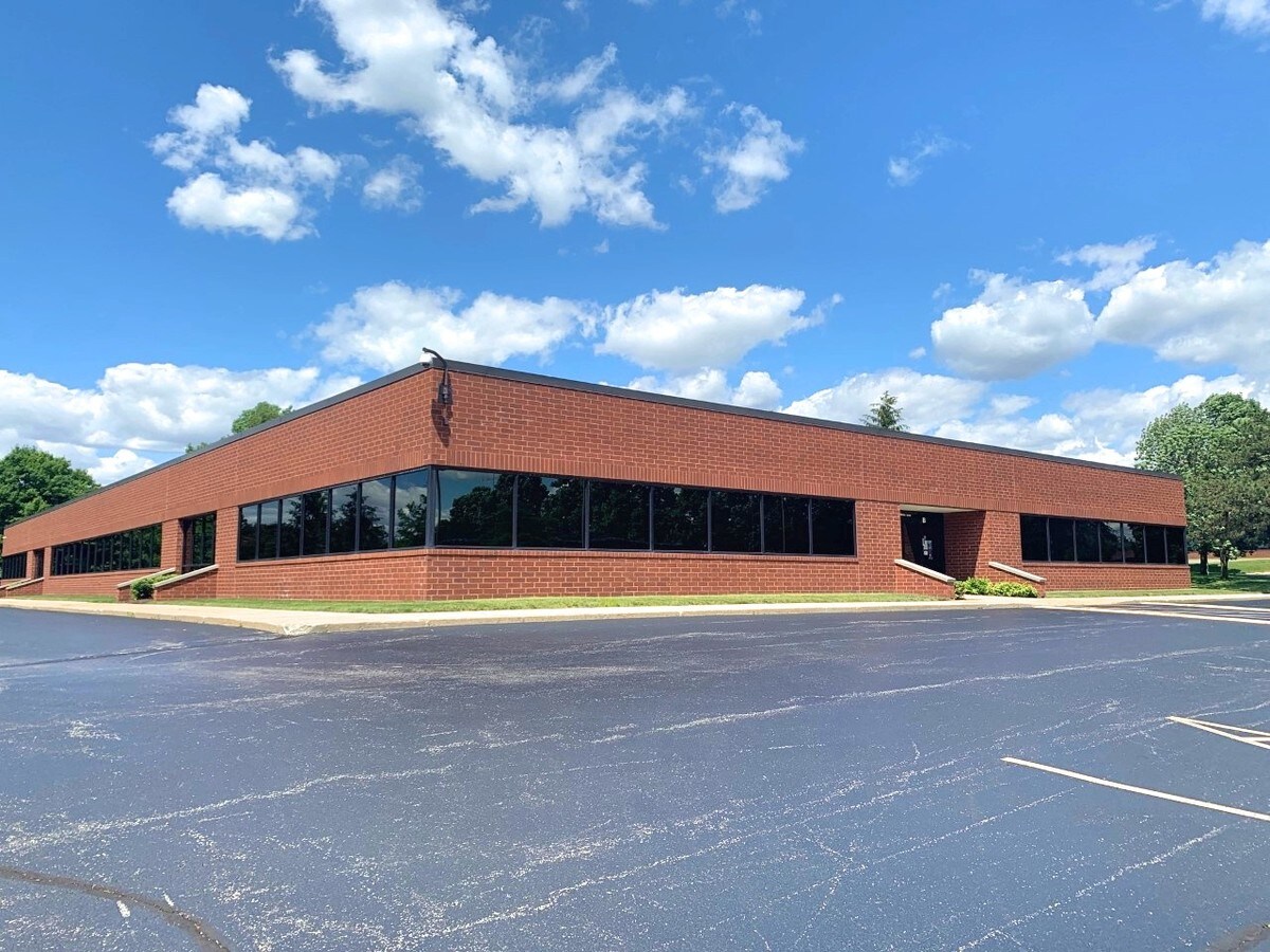 2101 Fox Dr, Champaign, IL 61820