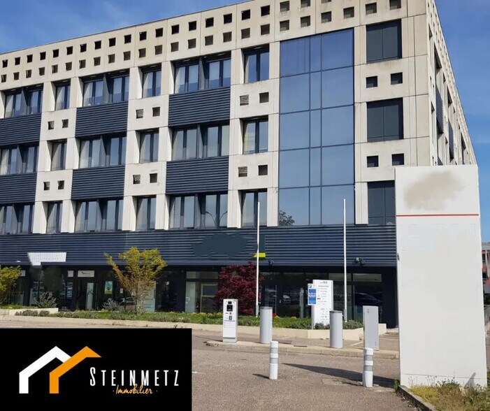 Flex in Forbach for lease - Building Photo - Image 1 of 7