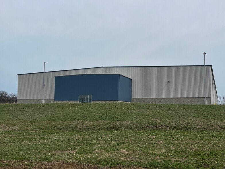 5 Sandstone way, Dunbar, PA for lease - Building Photo - Image 1 of 26