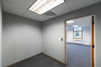 30 N Michigan Ave, Chicago, IL for lease Interior Photo- Image 2 of 4