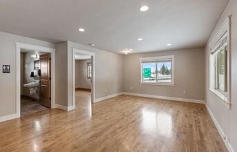 15687 N Government Way, Hayden, ID for lease Interior Photo- Image 2 of 3