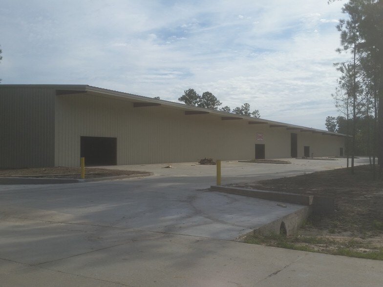 17950 Fabrication Row, Covington, LA for sale - Building Photo - Image 1 of 1
