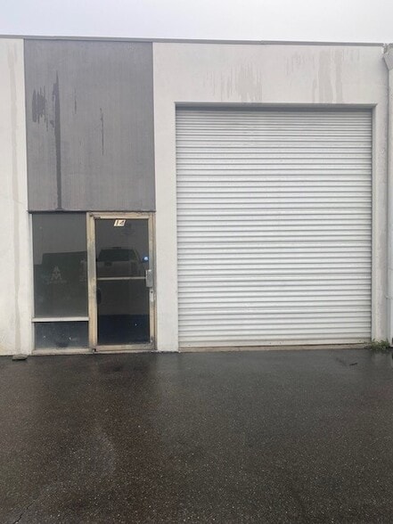 9618 Santa Fe Springs Rd, Santa Fe Springs, CA for lease - Building Photo - Image 2 of 15