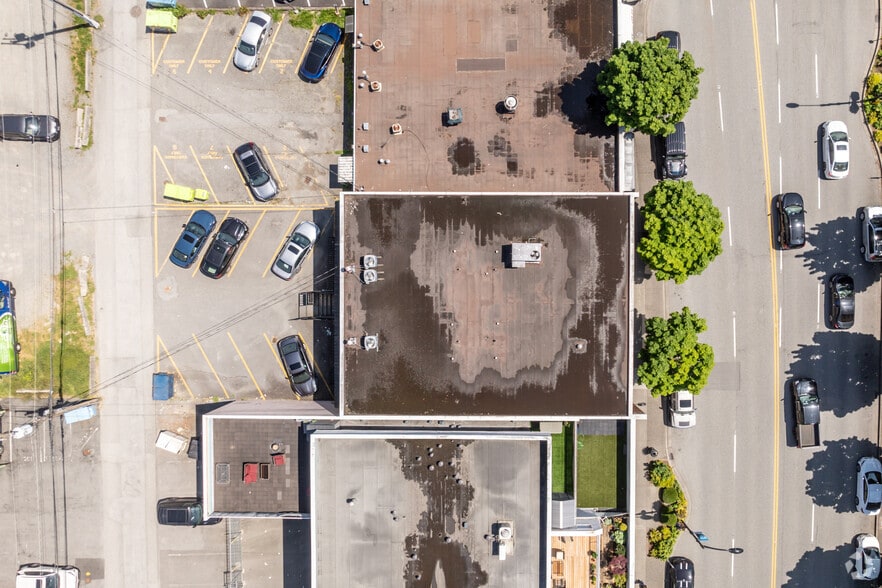 22359 Lougheed Hwy, Maple Ridge, BC for lease - Aerial - Image 3 of 3