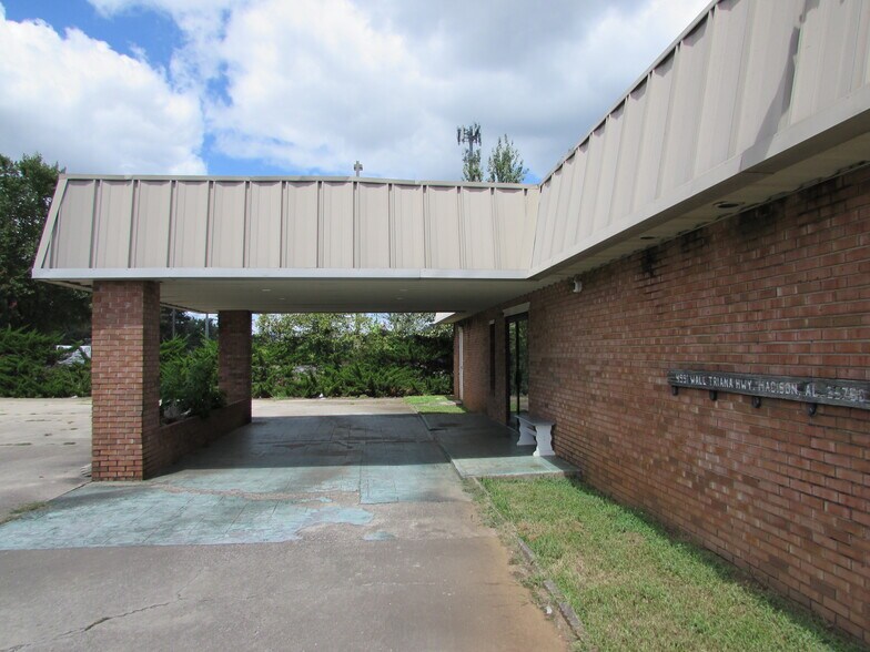 4991 Wall Triana, Madison, AL 35758 Retail for Sale