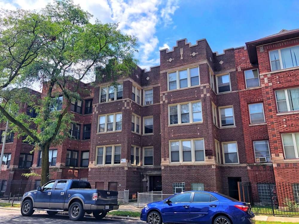 7220 S Yates Blvd, Chicago, IL 60649