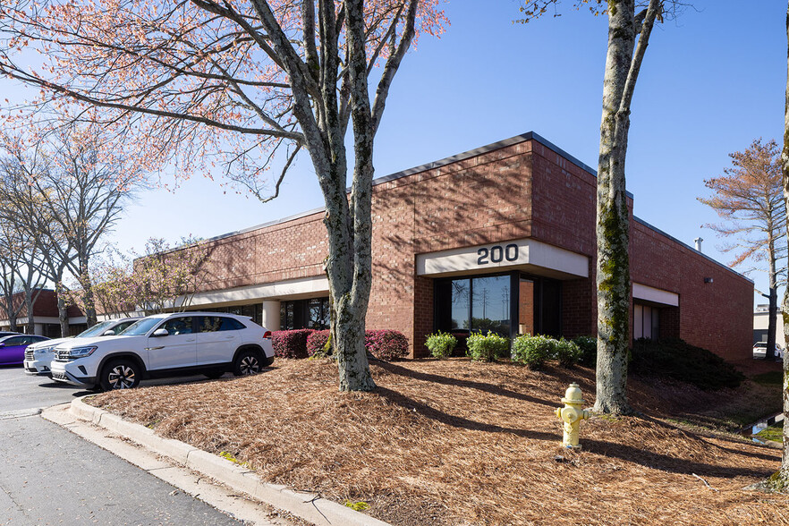 4000 Dekalb Technology Pky, Atlanta, GA for lease - Building Photo - Image 1 of 8