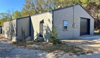 5626 Texoma Pky, Sherman TX - Automotive Property