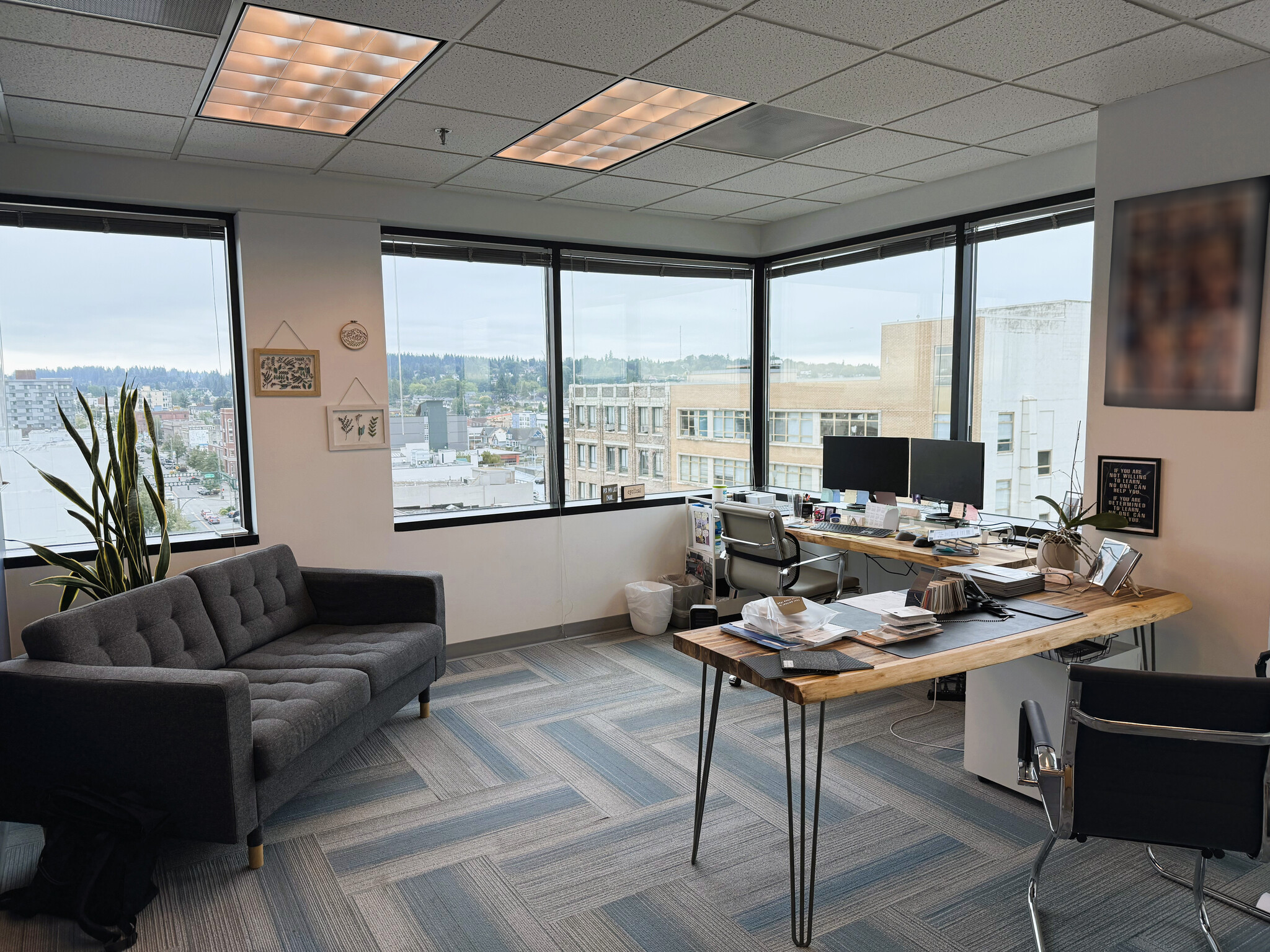 2707 Colby Ave, Everett, WA for lease Interior Photo- Image 1 of 4