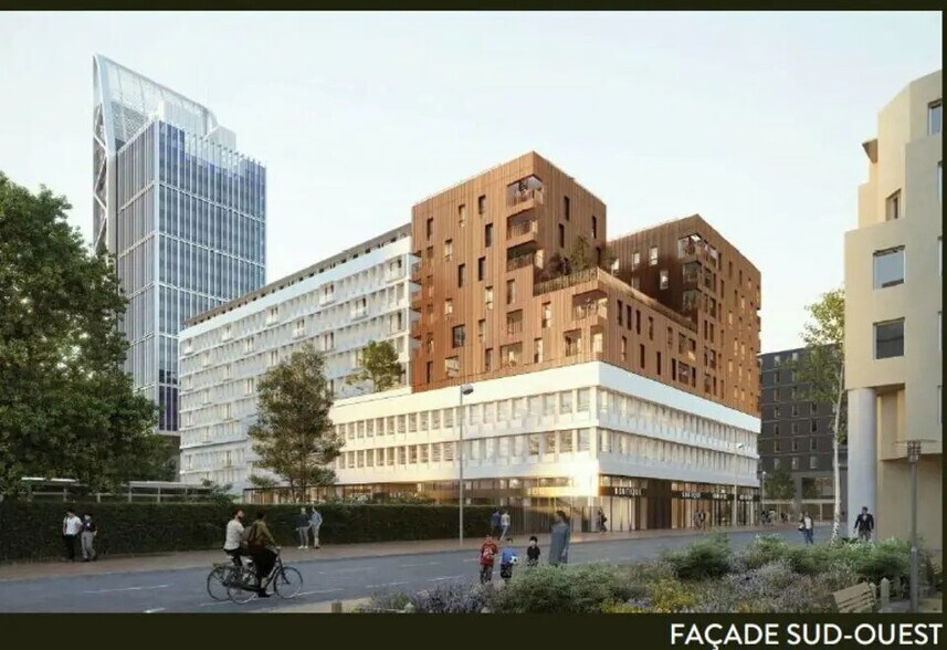 Retail in Lyon for lease - Building Photo - Image 2 of 7