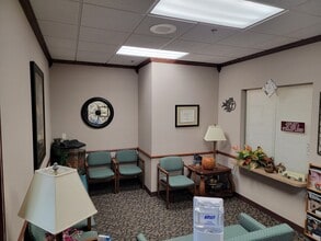 12555 W National Ave, New Berlin, WI for lease Interior Photo- Image 2 of 22