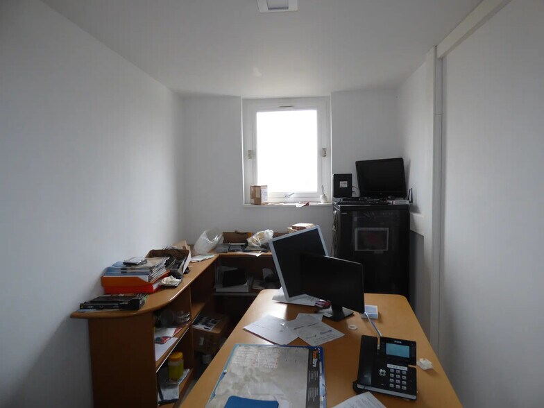 5 Avenue De L'Orme A Martin, Évry-Courcouronnes for sale - Building Photo - Image 2 of 35