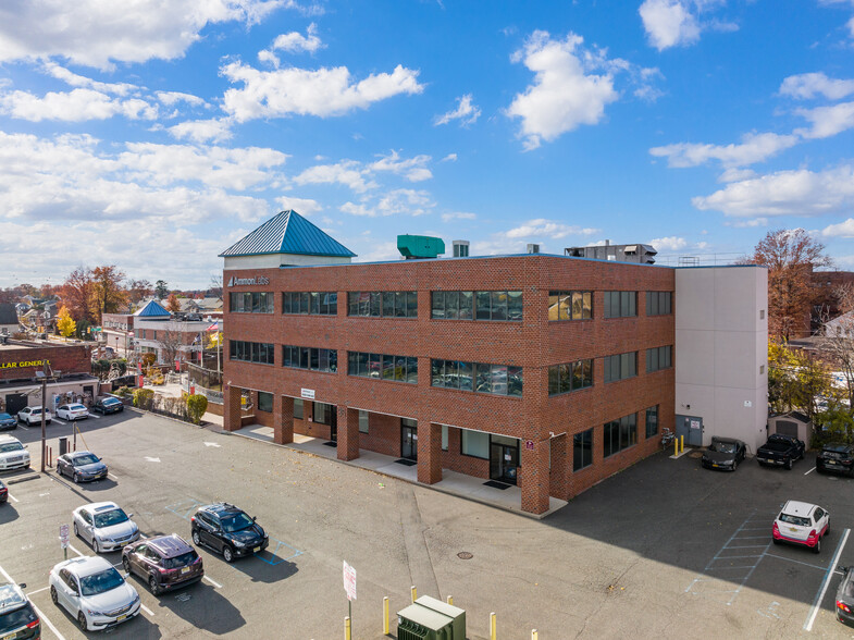 35 E Blancke St, Linden, NJ for lease - Building Photo - Image 3 of 34