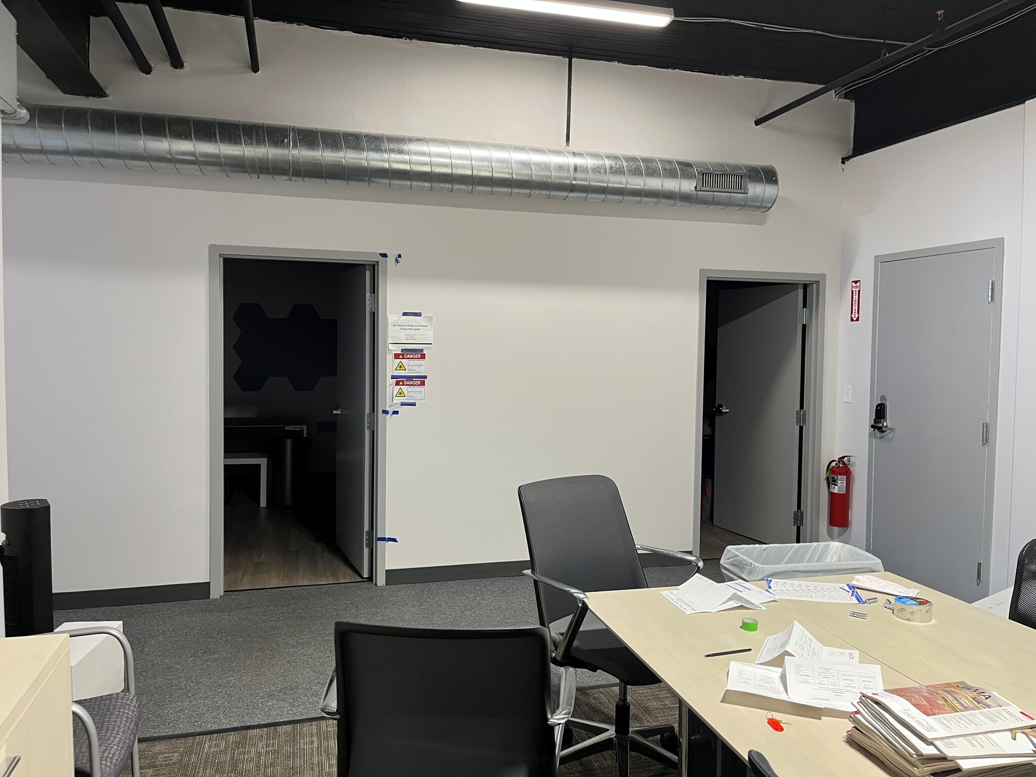 200 Dexter Ave, Watertown, MA for lease Interior Photo- Image 1 of 2