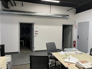 200 Dexter Ave, Watertown, MA for lease Interior Photo- Image 1 of 2