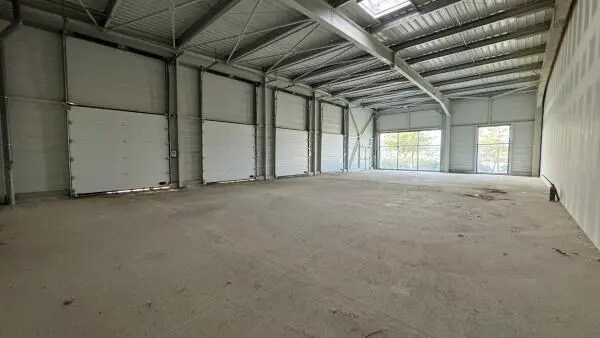 Retail in Perpignan for lease - Interior Photo - Image 1 of 4