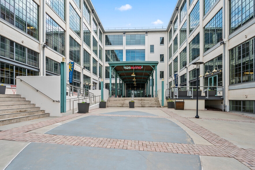 525 Vine St, Winston-Salem, NC for lease - Building Photo - Image 1 of 9