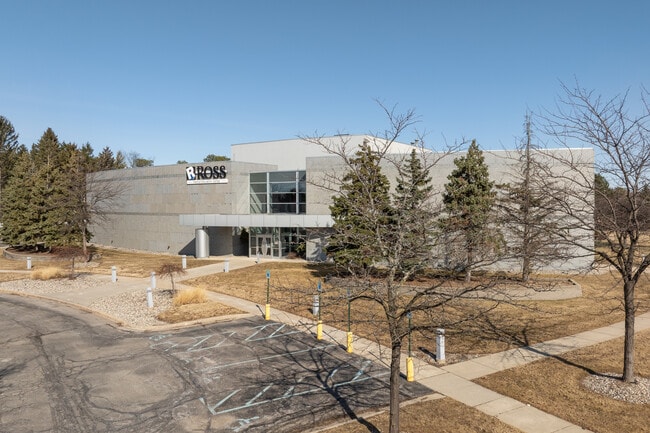 More details for 4300 Fashion Square Blvd, Saginaw, MI - Office for Sale