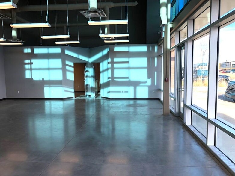 7106 42nd St, Leduc, AB for lease - Interior Photo - Image 3 of 11