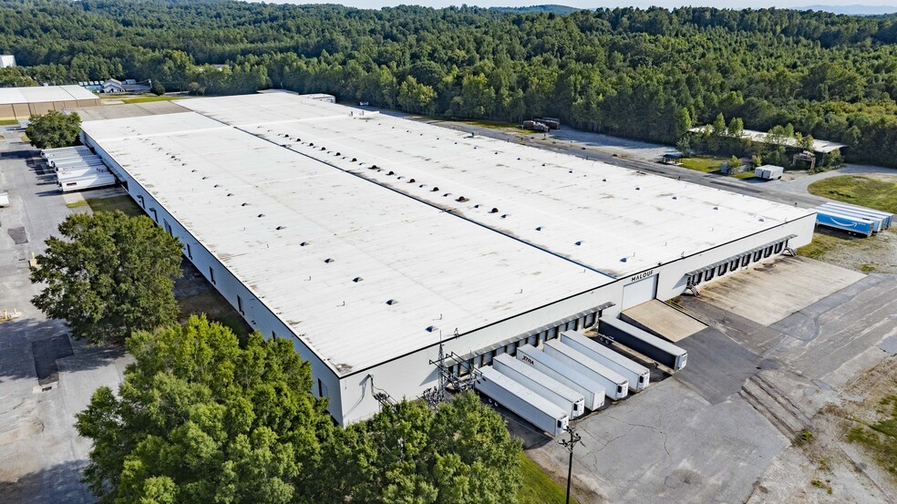 840 SW Complex St, Lenoir, NC for lease - Building Photo - Image 3 of 9