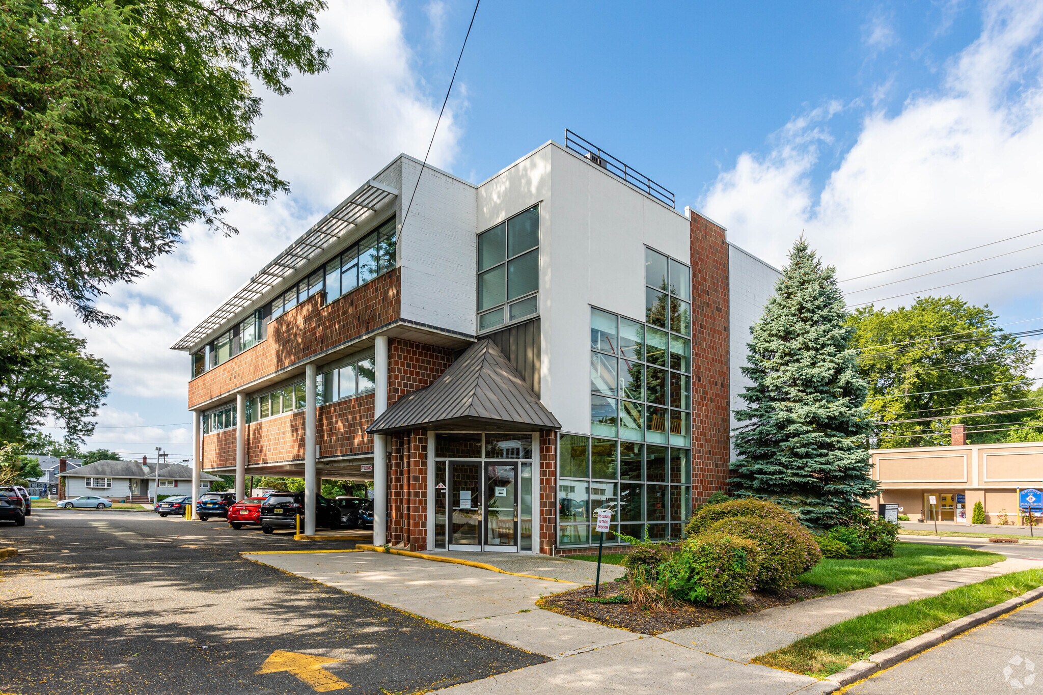 17-15 Maple Ave, Fair Lawn, NJ for sale Building Photo- Image 1 of 1